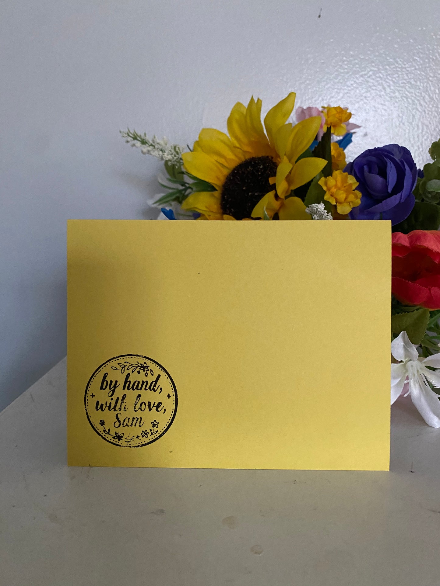 A Good Friend is a Gift Card | 4 x 6 | Blank Inside